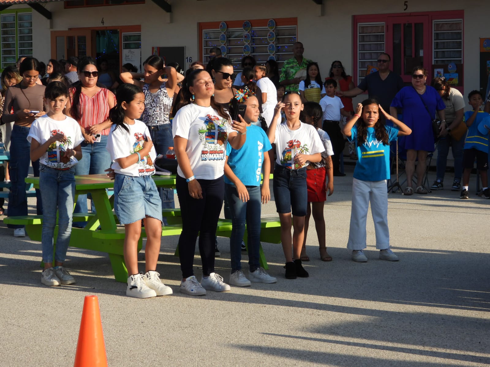 Colegio Sagrado Curason A Celebra Dia Di Himno Y Bandera Cu Un Ambiente Unico 6