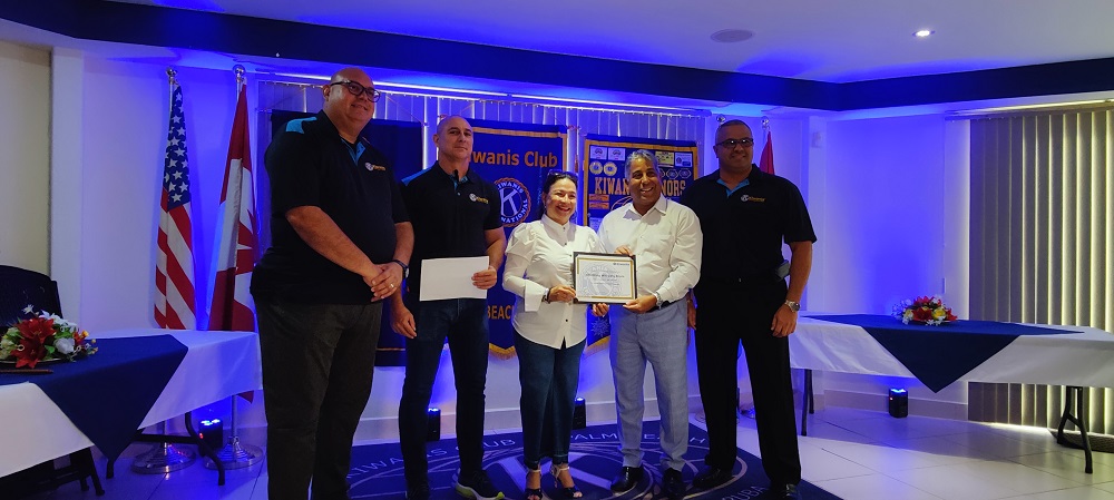 Kiwanis Club Of Palm Beach A Otroga Mas Cu