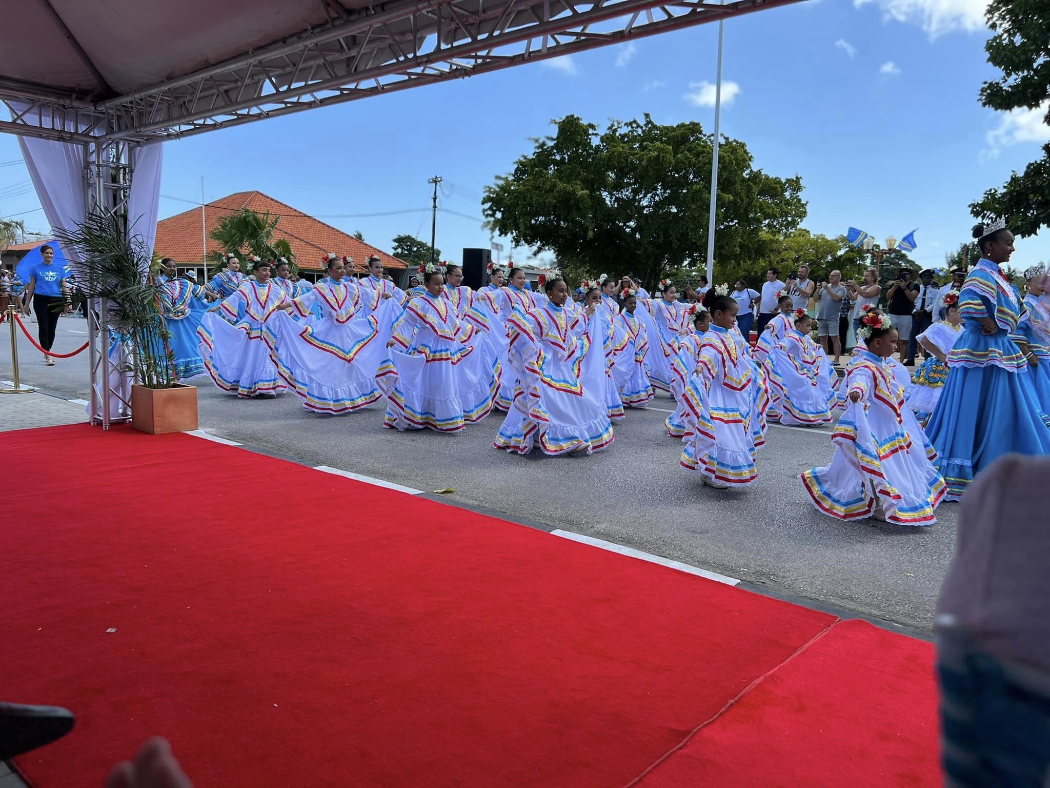 Pabien Na Pueblo Di Aruba Cu E Celebracion Di Himno Y Bandera 1