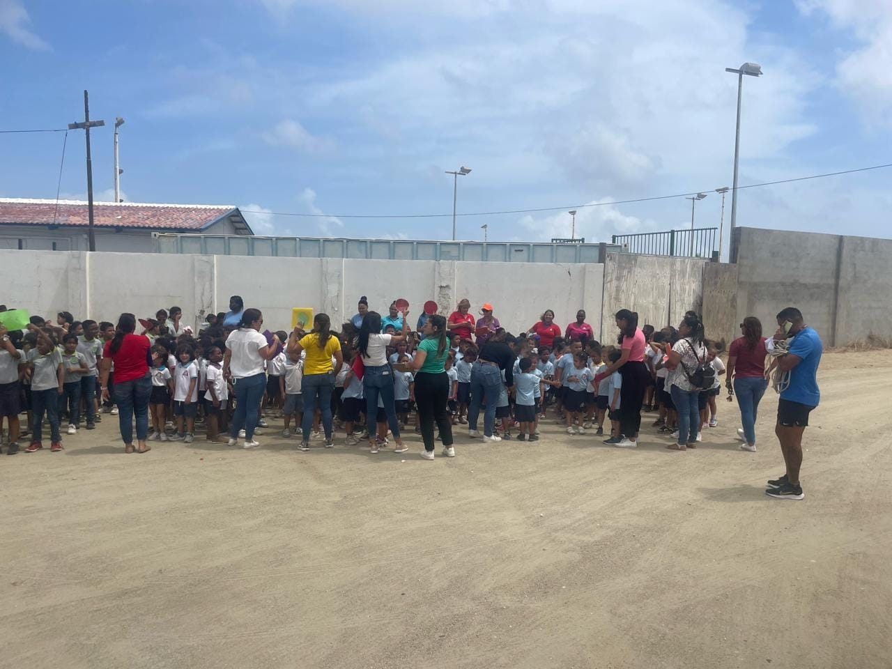 Ta Lamenta Cu Directornan Di Departamentonan Di Gobierno No Ta Laga E Ambtenaarnan Participa Na Training Nacional Regional Di Tsunami 4