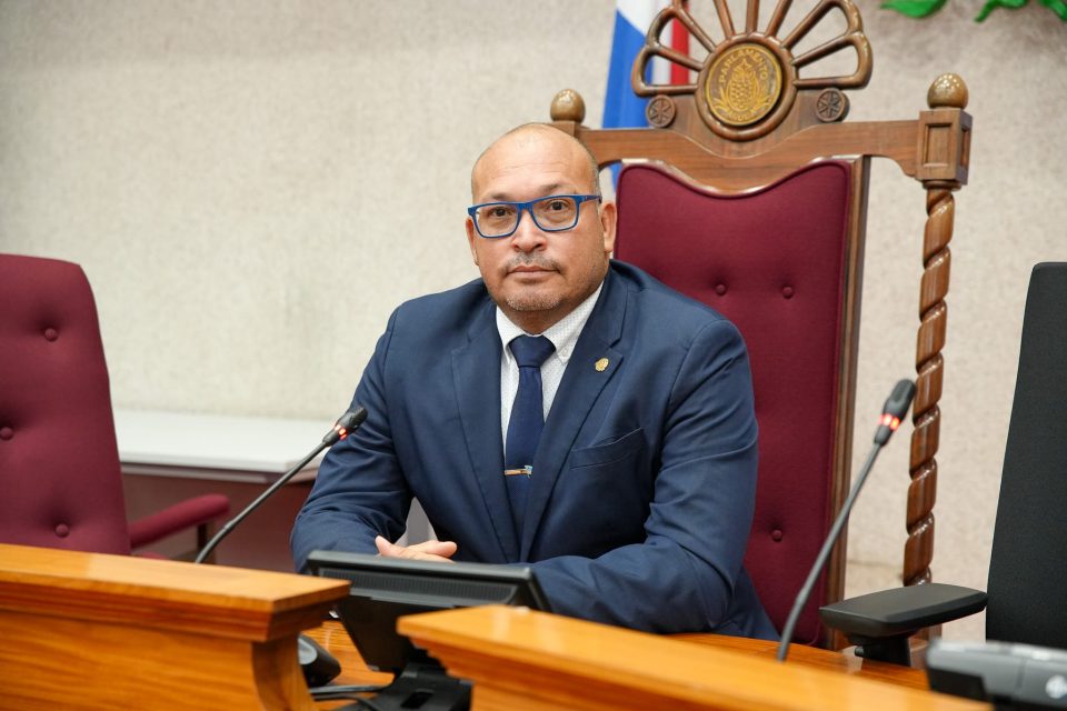 Edgard Vrolijk Re Elected As Speaker Of Parliament