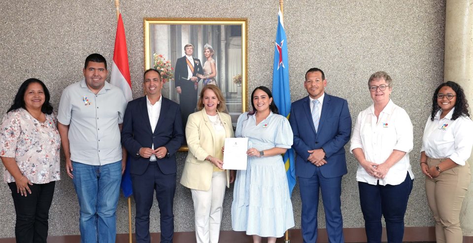 Mp Fundacion Autismo Aruba Firma Mb