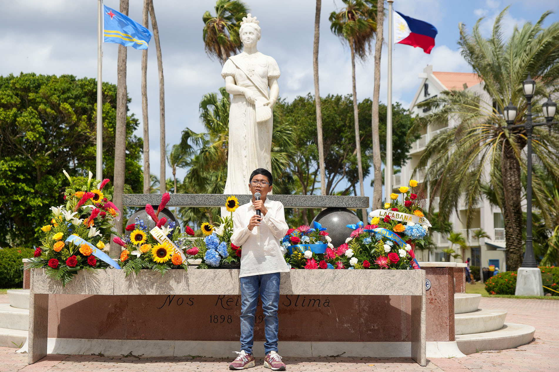 Mp Dia Independencia Filipinas 9 1