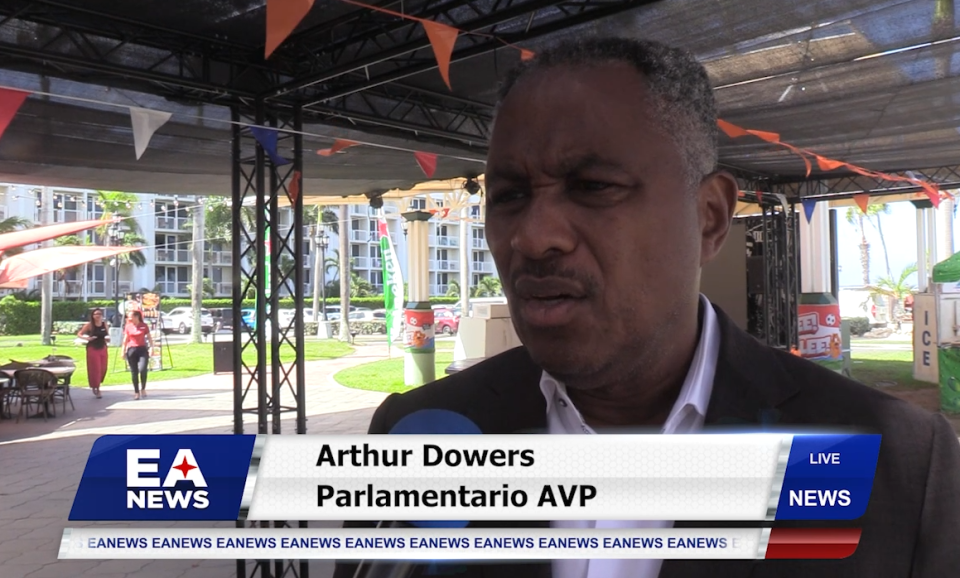 Parlamentario Arthur Dowers 1