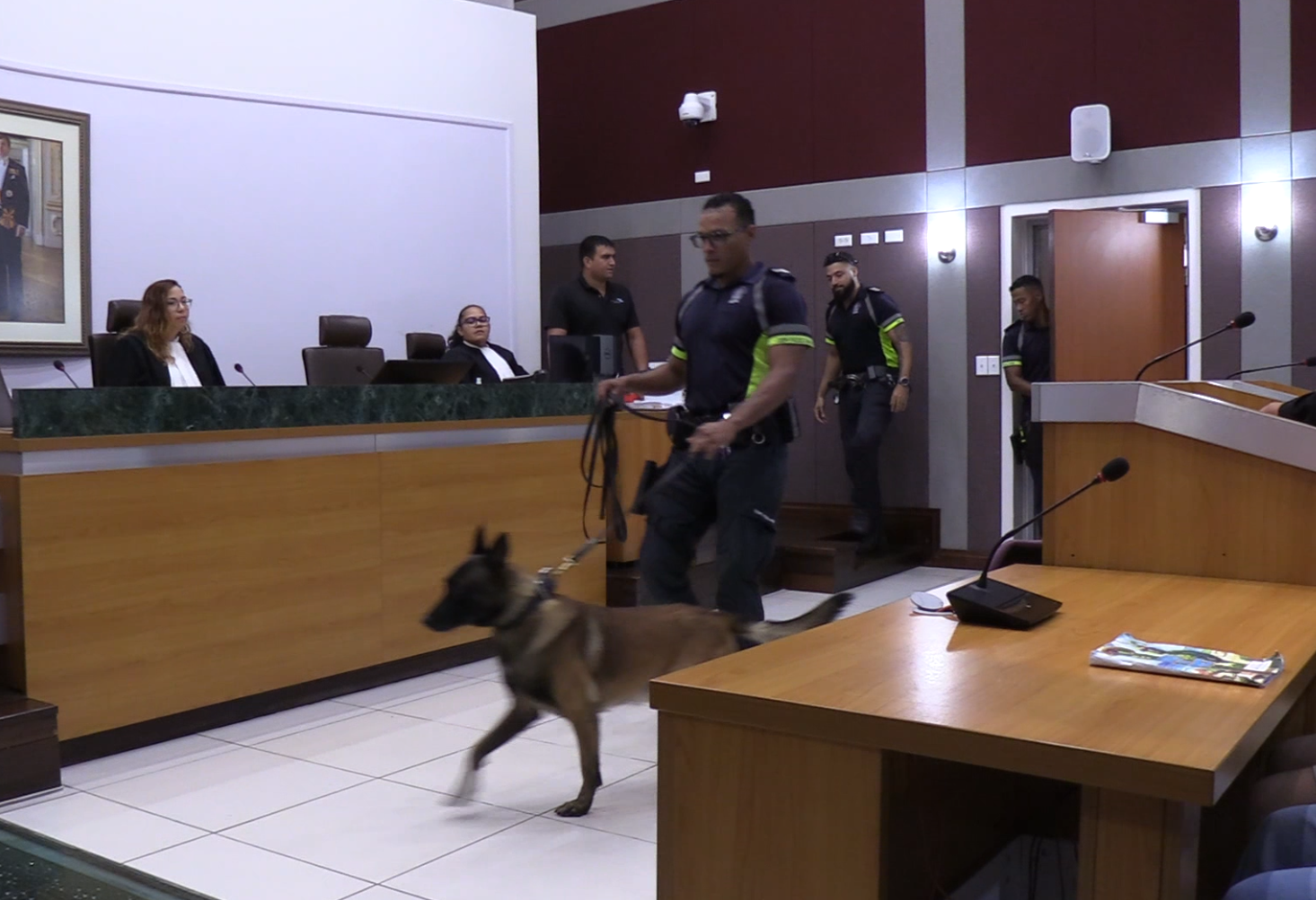 K9 Unit A Duna Presentacion Den Sala Di Corte Na Muchanan Y Hobennan Cu Vakantie 2