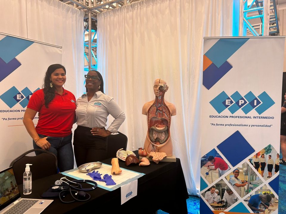 Expo Aruba 3