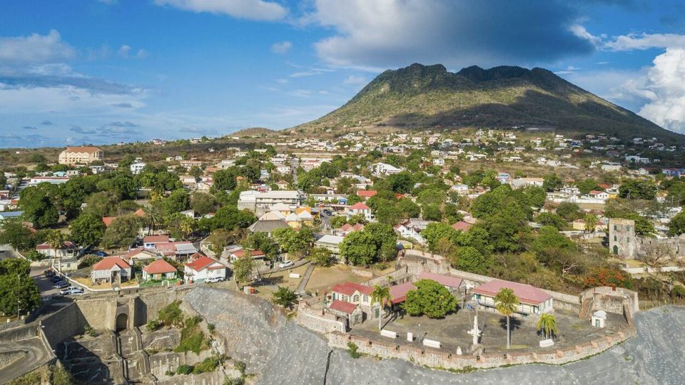 Na Februari 2018 Hulanda A Reemplasa E Administracion Di Sint Eustatius