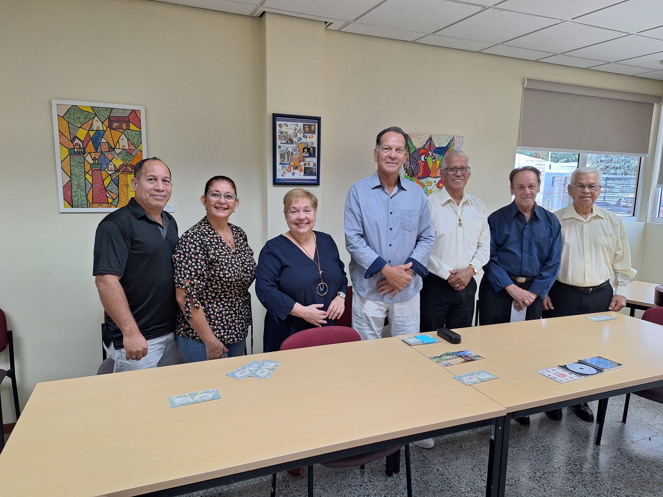 Pa ‘Un Bon Comienso 2025 Y Celebracion 60 Ana Di Recuerdo Hunto Cu Trio Los Arubenos Y Recordando Hubert Lio Booi Na Biblioteca Nacional Aruba 3 Scaled